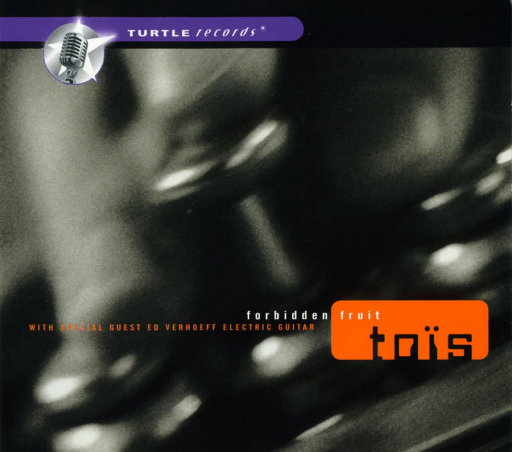 趴男朋友腿被脱裙打屁股视频
